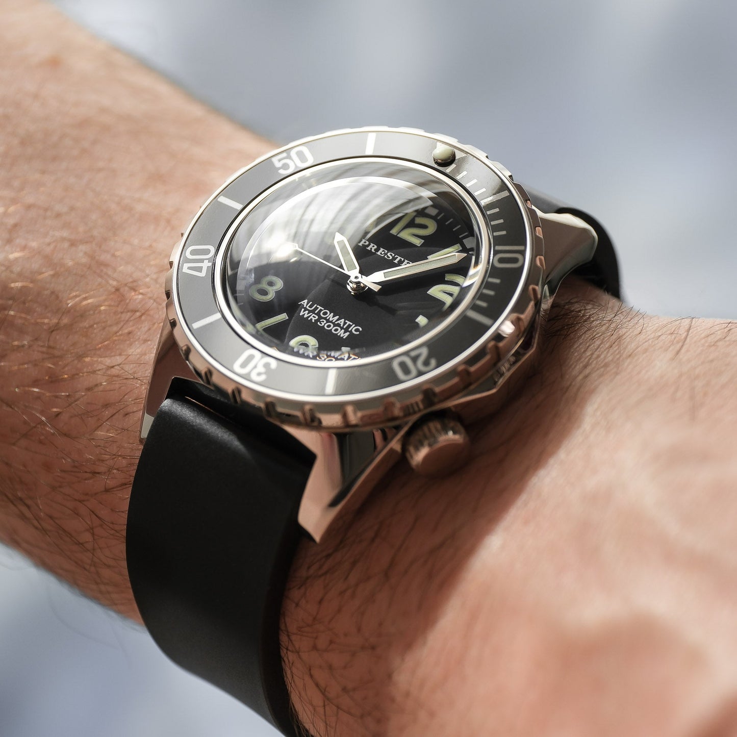 Swiss Diver 300 Metre
