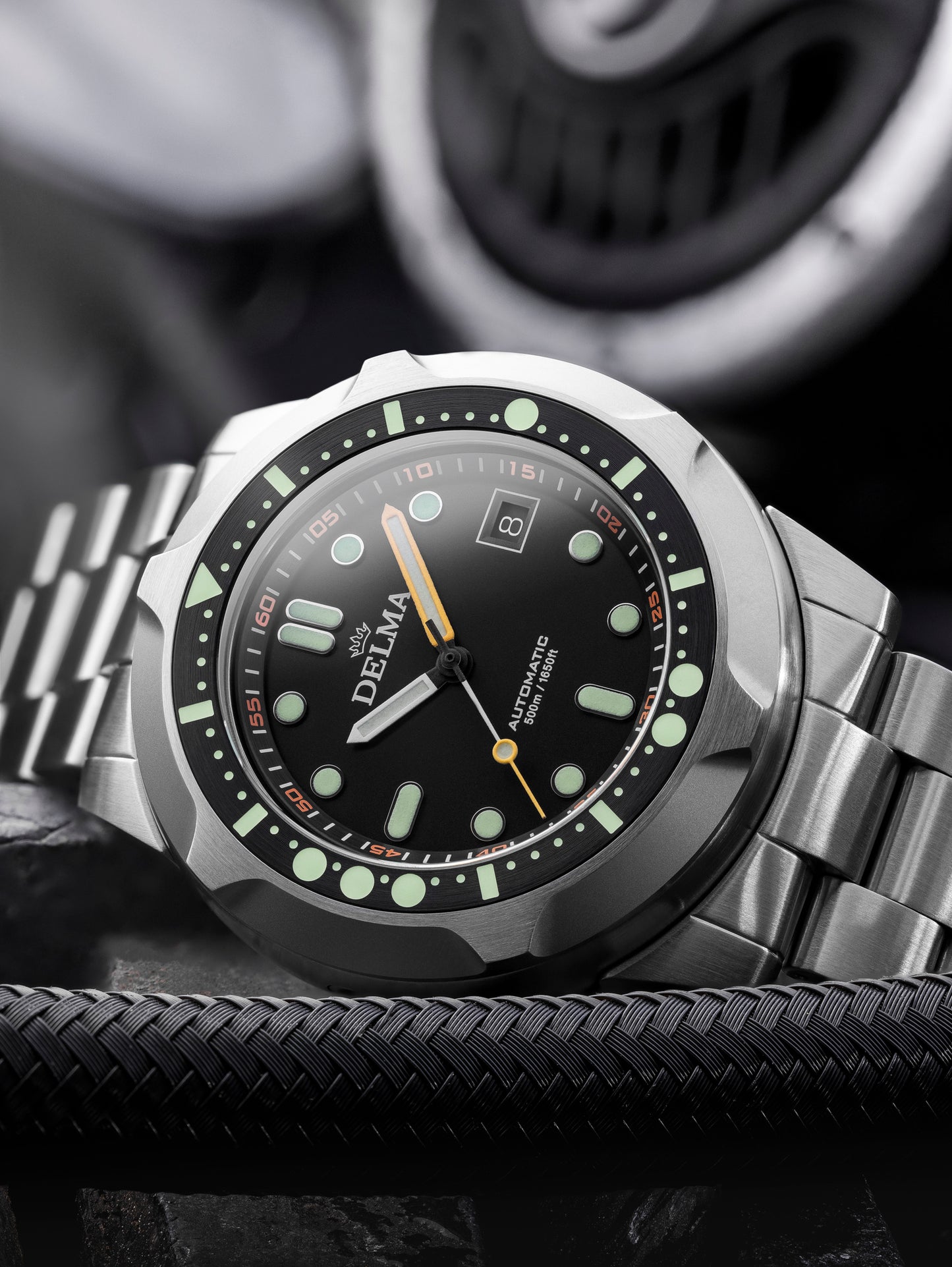DELMA QUATTRO BLACK DIAL STEEL BEZEL